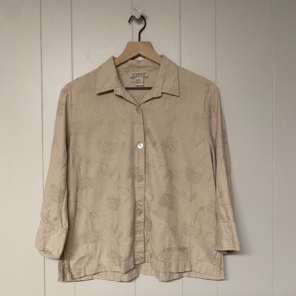 Longaberger Homestead Linen Embroidered Short Sleeve Basket Button Down, Large.
